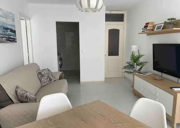 Diem - 2 Y Piscina 卡尔佩